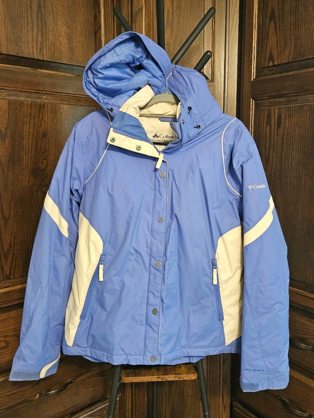Columbia Women’s XL Omni-Shield Blue Cream Hooded Jacket
